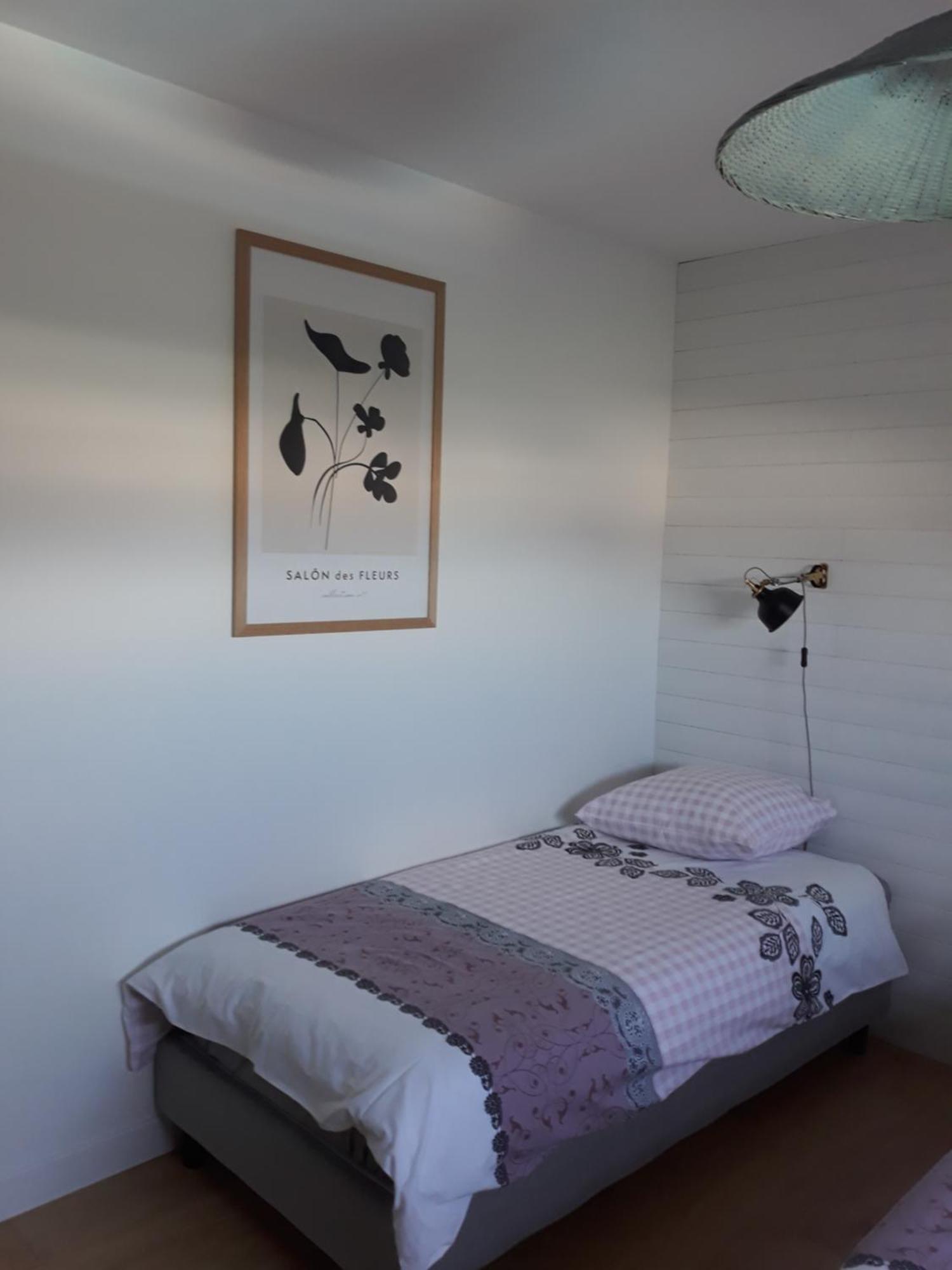 Therouanne En Berry Plaimpied-Givaudins Екстериор снимка